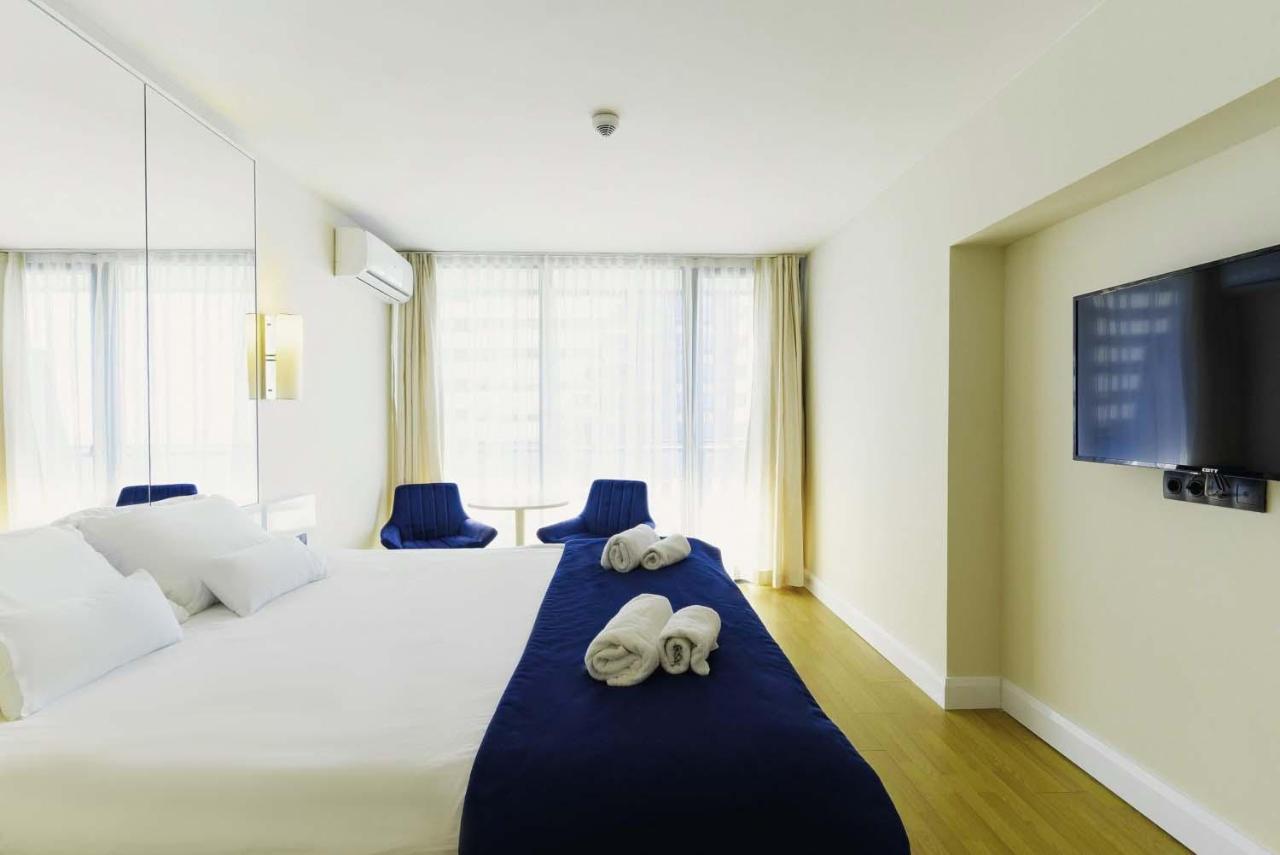 Elegance Sea View Aparthotel In Orbi City Batumi Eksteriør billede