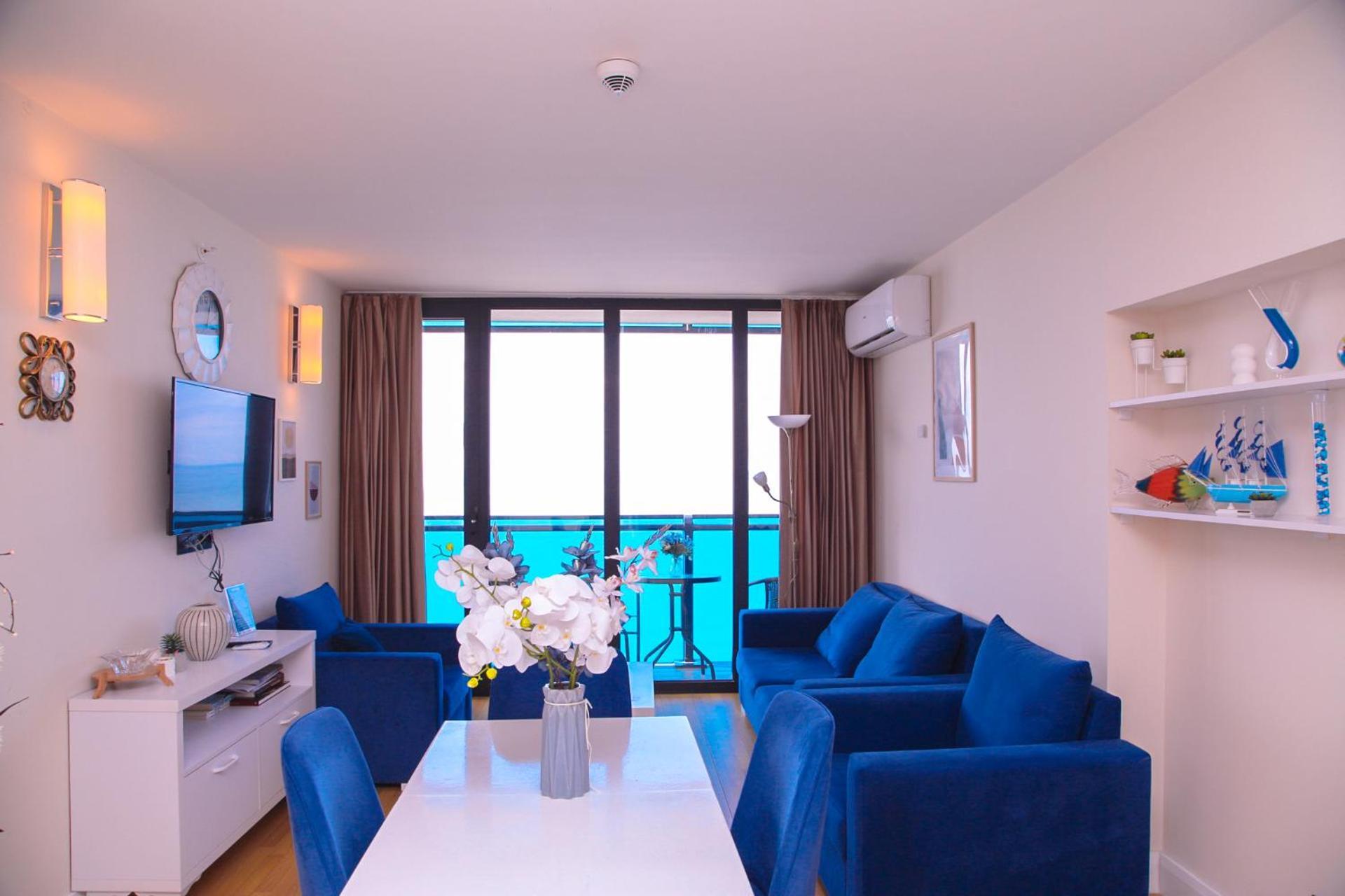 Elegance Sea View Aparthotel In Orbi City Batumi Eksteriør billede