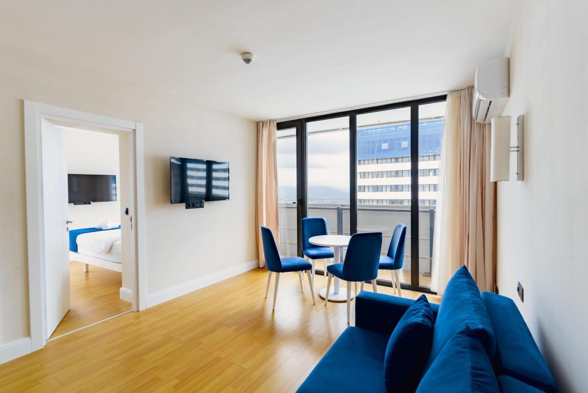 Elegance Sea View Aparthotel In Orbi City Batumi Eksteriør billede